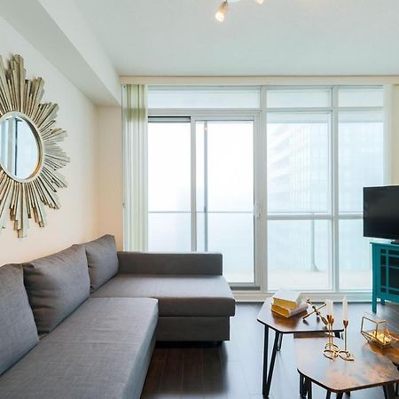 Skyline Elegance Condo Торонто Екстер'єр фото