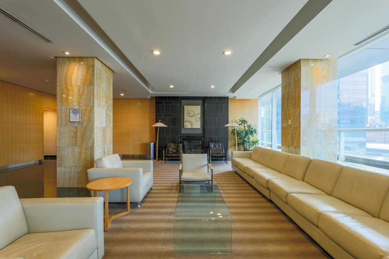 Skyline Elegance Condo Торонто Екстер'єр фото