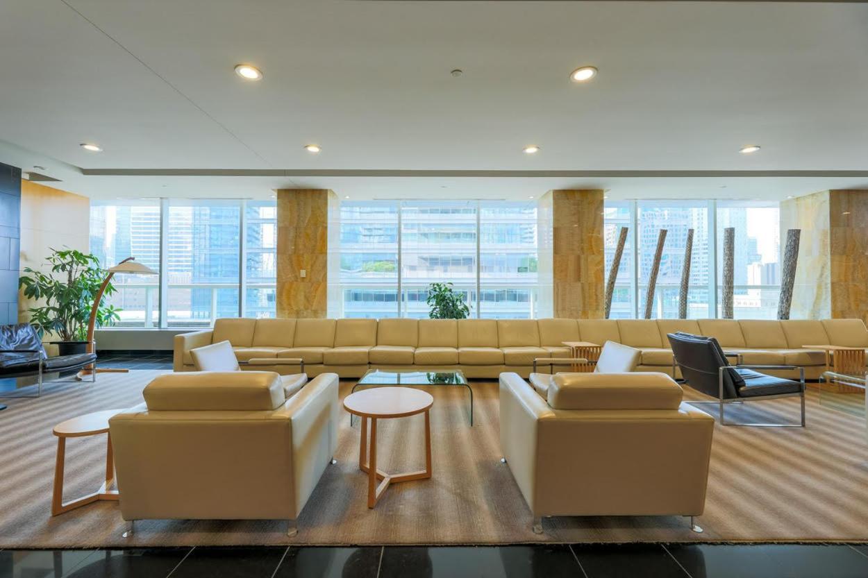 Skyline Elegance Condo Торонто Екстер'єр фото